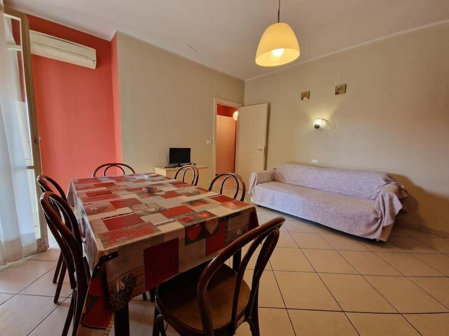 [50 metri dal mare] - Free parking e A/C Apartment Pietra Ligure Bagian luar foto