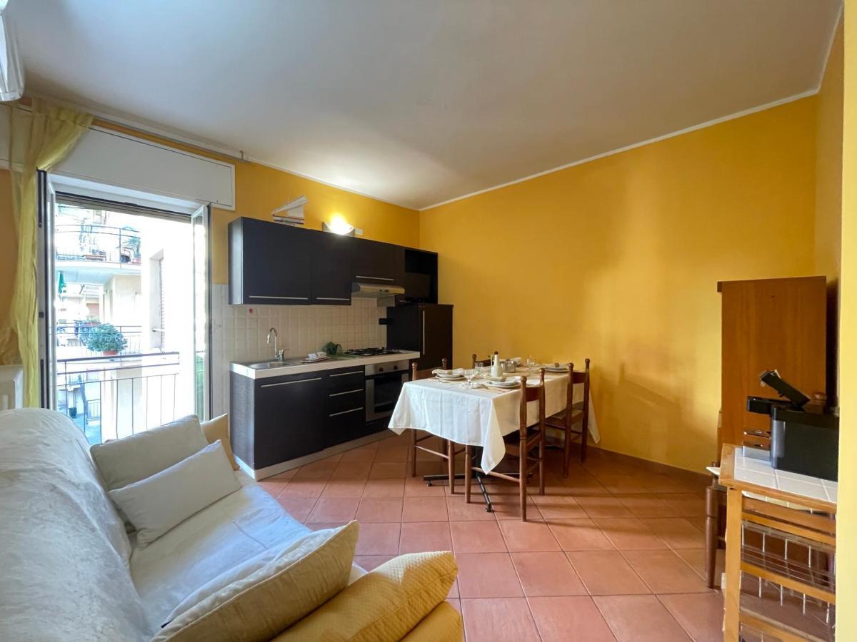 [50 metri dal mare] - Free parking e A/C Apartment Pietra Ligure Bagian luar foto