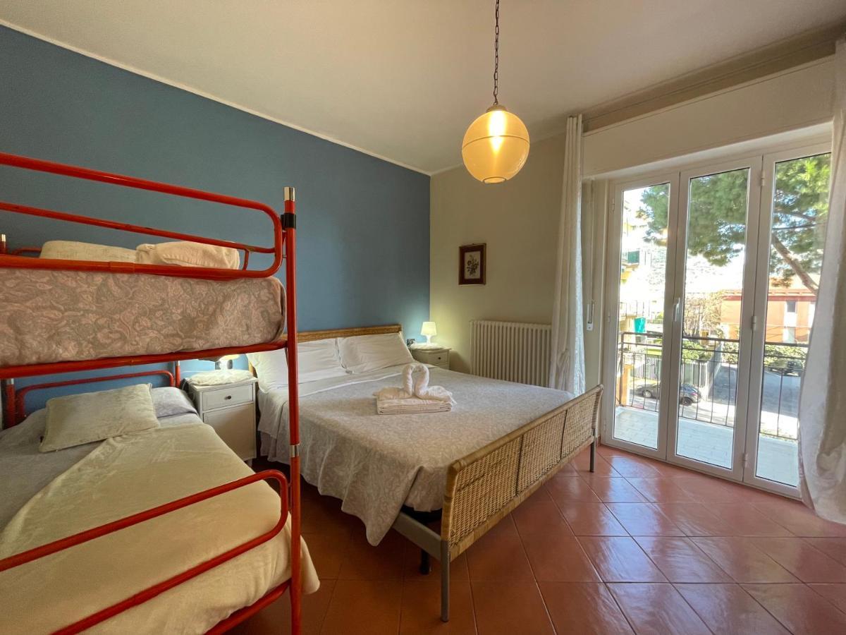 [50 metri dal mare] - Free parking e A/C Apartment Pietra Ligure Bagian luar foto