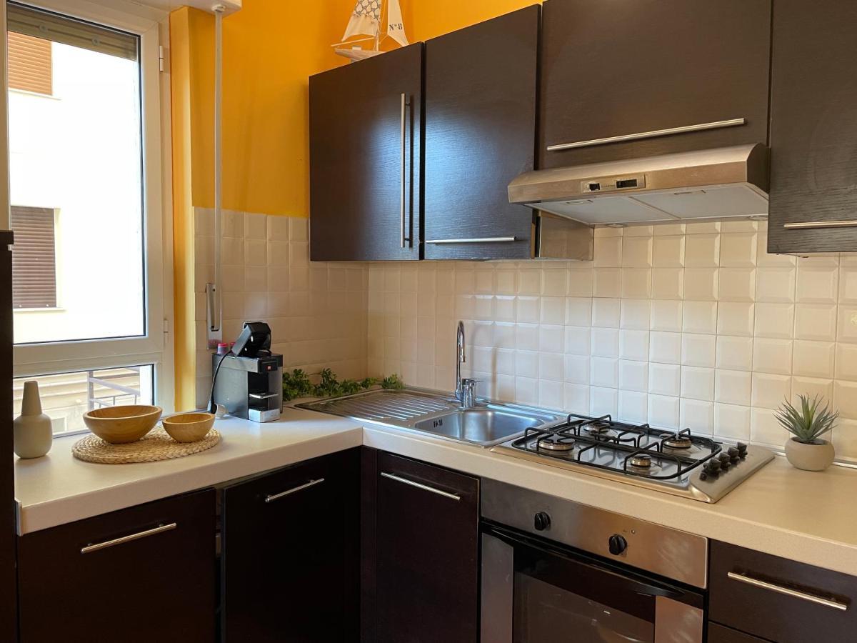 [50 metri dal mare] - Free parking e A/C Apartment Pietra Ligure Bagian luar foto