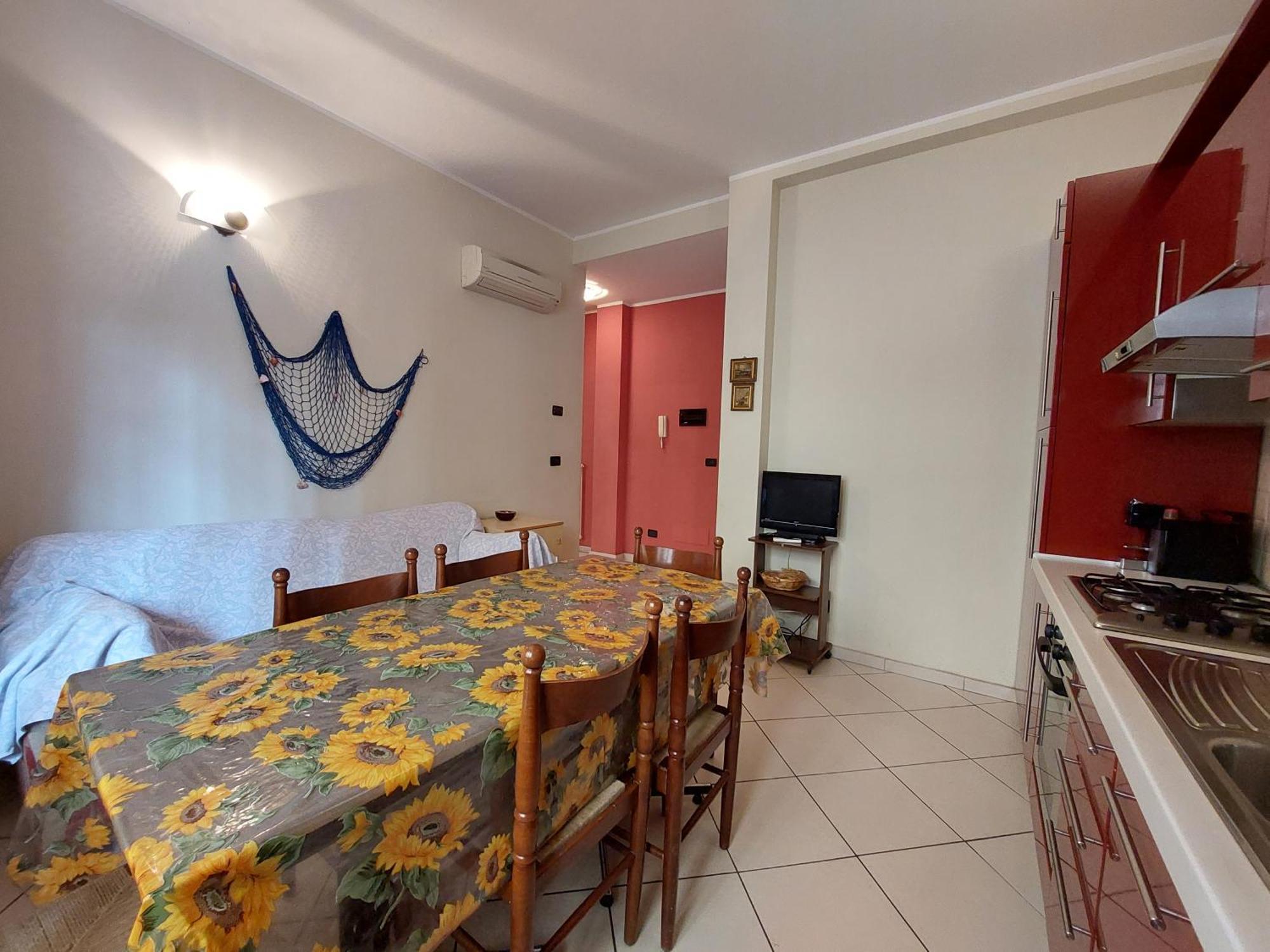 [50 metri dal mare] - Free parking e A/C Apartment Pietra Ligure Bagian luar foto